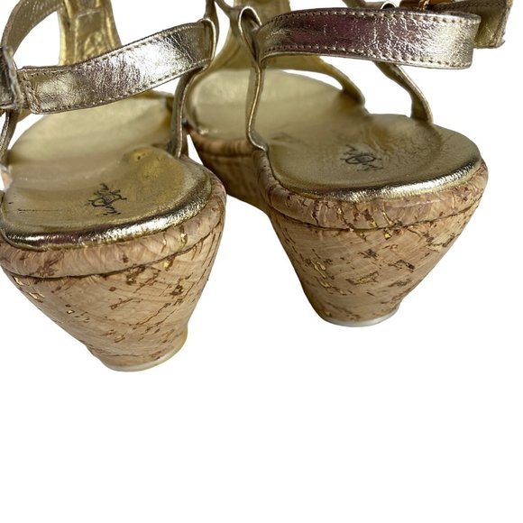 Born Concepts wedge gold adjustable T-strap heeled Sandals arch support 8/39 - Picture 5 of 16